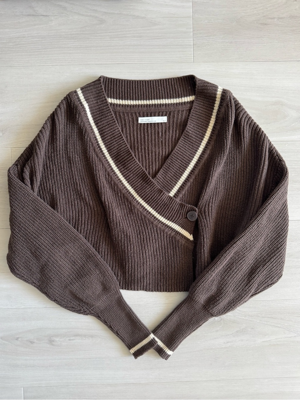 Oak + Fort Brown Cropped Cardigan
